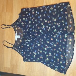 Floral flowy tank top